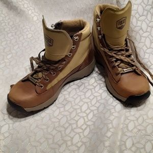 Danner boots size 7
